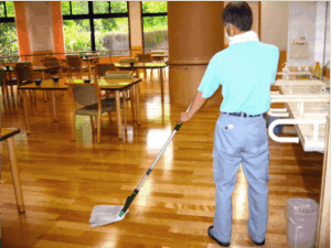 掃除班作業の様子