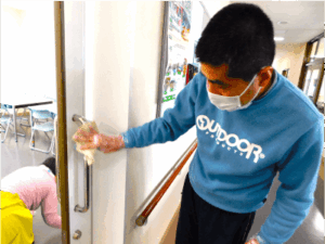 掃除班作業の様子